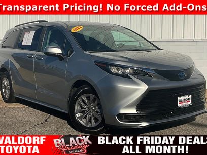 Used 2022 Toyota Sienna LE