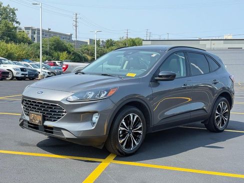 Certified 2022 Ford Escape SEL w/ SEL Stealth AWD Package image 10