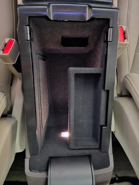 Used 2021 Lincoln Corsair AWD w/ Premium Package image 28