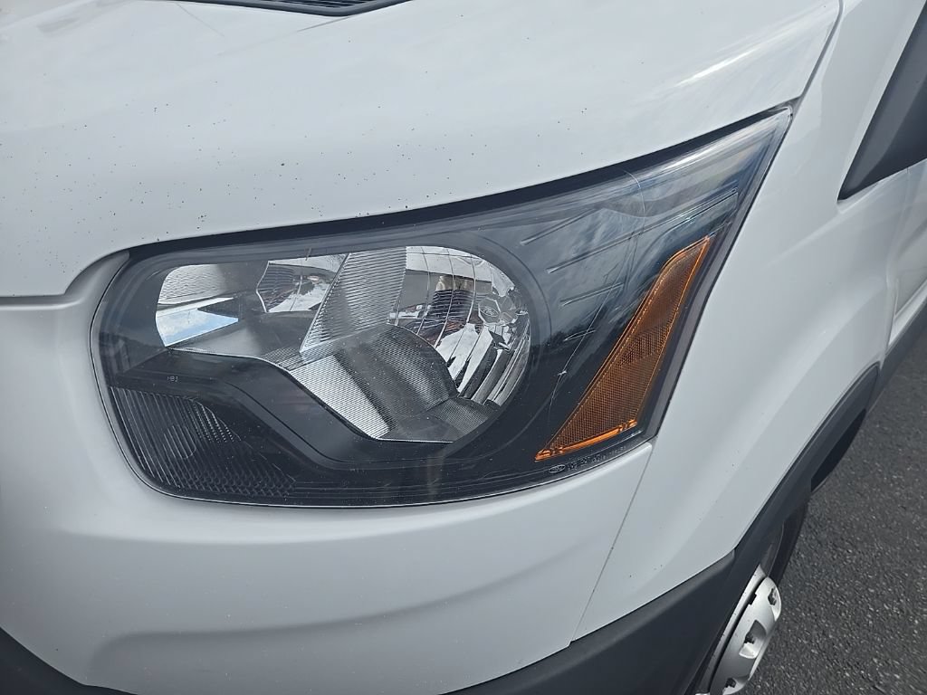 Used 2025 Ford Transit 250 148 High Roof Extended AWD image 28