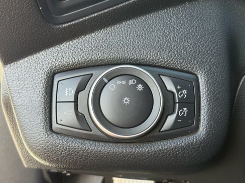 Used 2019 Ford Escape SE AWD/4WD image 20