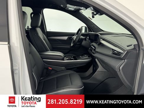 Used 2025 Buick Enclave Preferred image 20