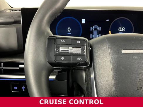 Used 2025 Hyundai Santa Fe Limited AWD/4WD image 10