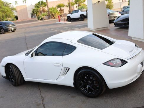 Used 2011 Porsche Cayman RWD image 16