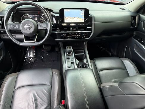 Used 2022 Nissan Pathfinder SL FWD image 14