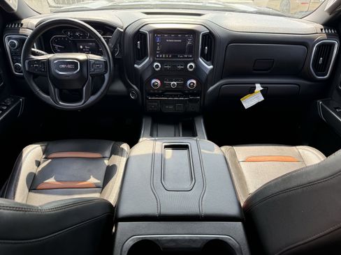 Used 2020 GMC Sierra 1500 AT4 w/ AT4 Premium Package AWD/4WD image 13