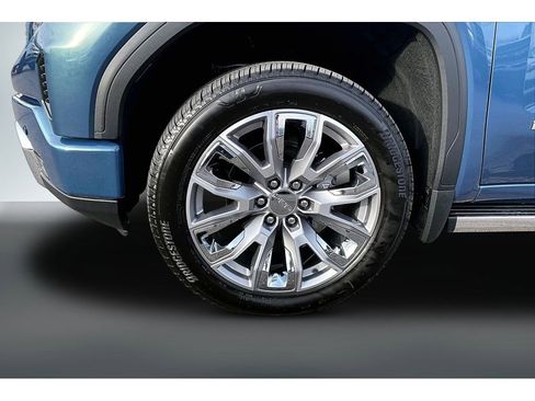 New 2025 GMC Sierra 1500 Denali w/ Denali Reserve Package image 13