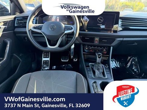 Certified 2025 Volkswagen Jetta Sport image 13