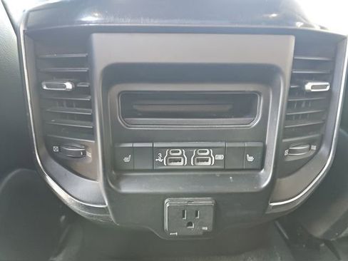 Used 2019 RAM 1500 Laramie image 30