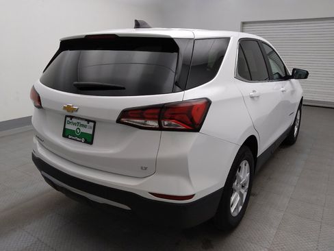 Used 2024 Chevrolet Equinox LT FWD image 9