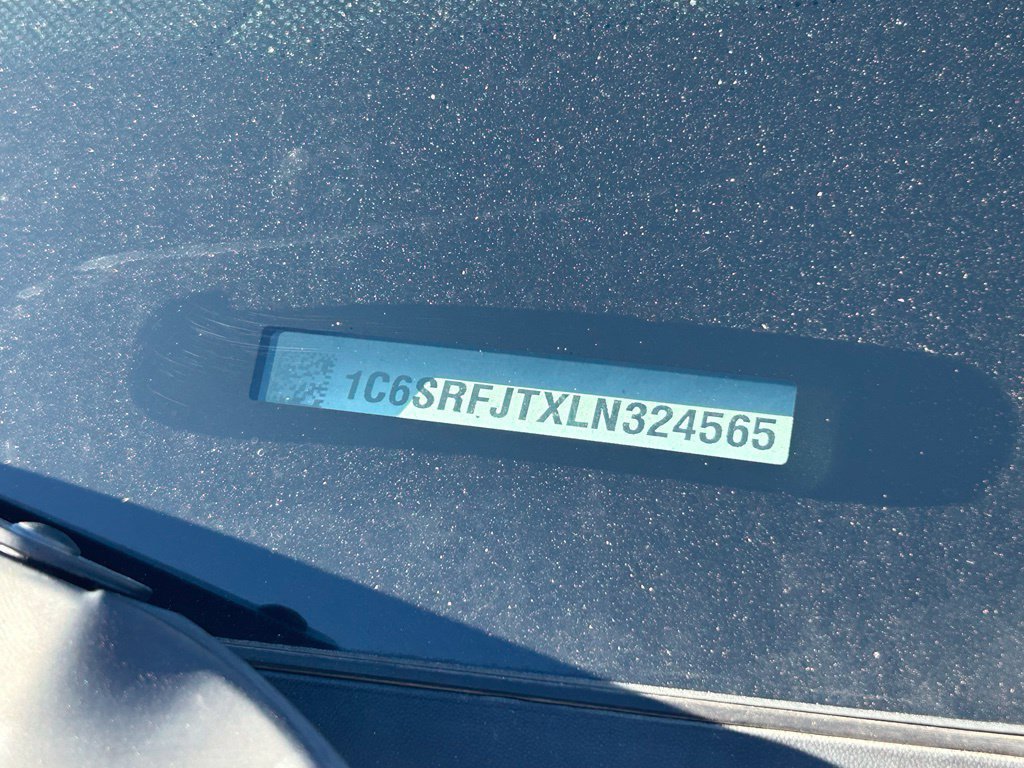 Used 2020 RAM 1500 Laramie AWD/4WD image 4