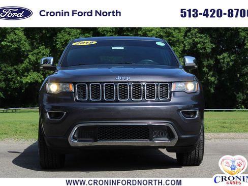 Used 2018 Jeep Grand Cherokee Limited AWD/4WD image 2