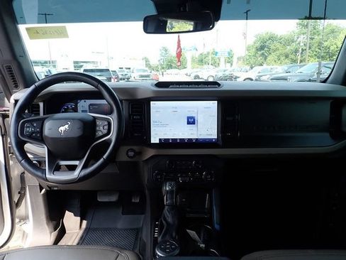Used 2023 Ford Bronco Wildtrak AWD/4WD image 13