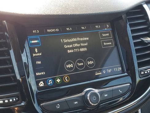 Used 2018 Chevrolet Trax Premier FWD image 21