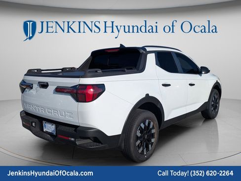 New 2026 Hyundai Santa Cruz SEL FWD image 3