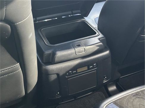 Used 2024 INFINITI QX80 Luxe AWD/4WD image 26
