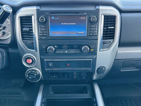 Used 2016 Nissan Titan PRO-4X image 14