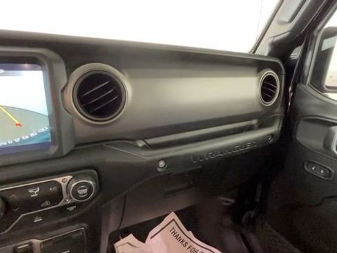 Used 2023 Jeep Wrangler Unlimited w/ 8.4" Radio Group AWD/4WD image 32