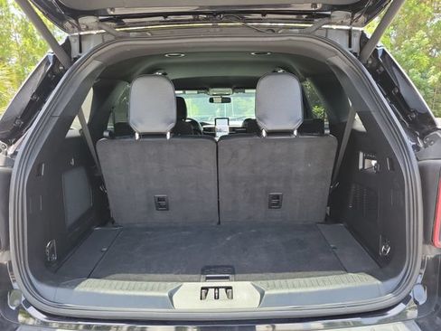 Used 2020 Ford Explorer ST w/ ST Street Pack AWD/4WD image 9