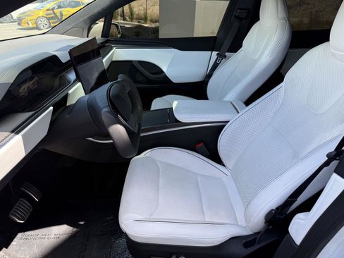 Used 2022 Tesla Model X Plaid AWD/4WD image 13