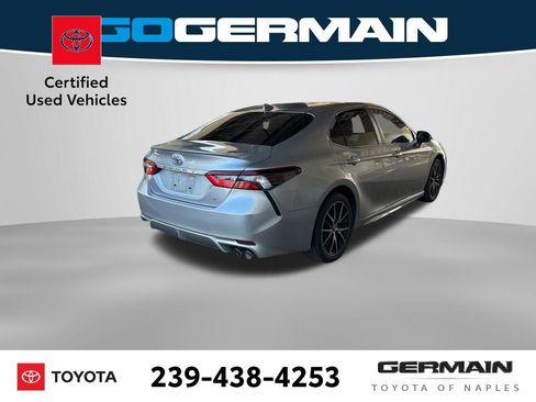 Used 2023 Toyota Camry SE image 7