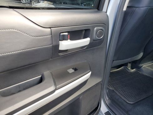 Used 2019 Toyota Tundra Limited w/ Limited Premium Package image 15