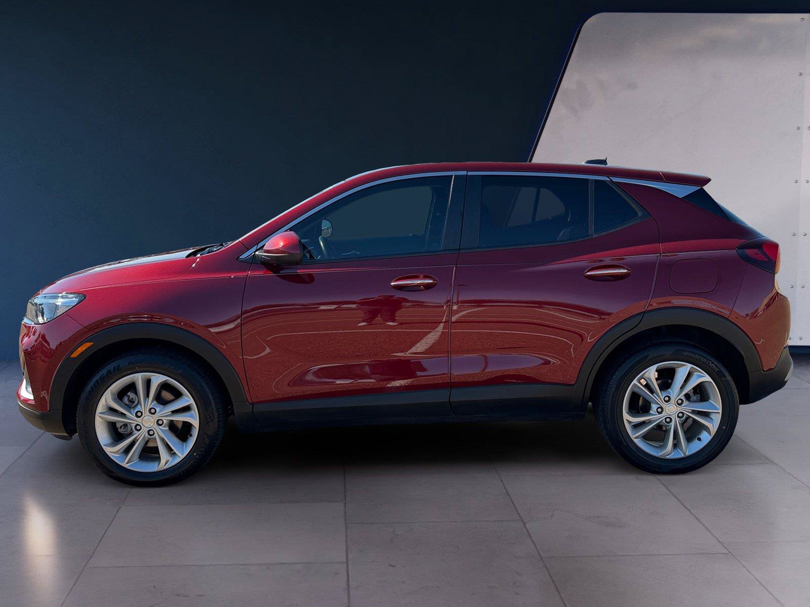 Used 2023 Buick Encore GX Preferred w/ Cold Weather Comfort Package FWD image 2