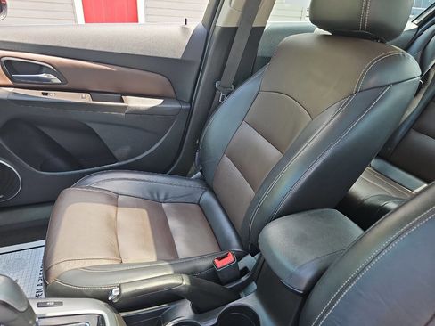 Used 2015 Chevrolet Cruze LTZ w/ Sun, Sound and Sport Package FWD image 14