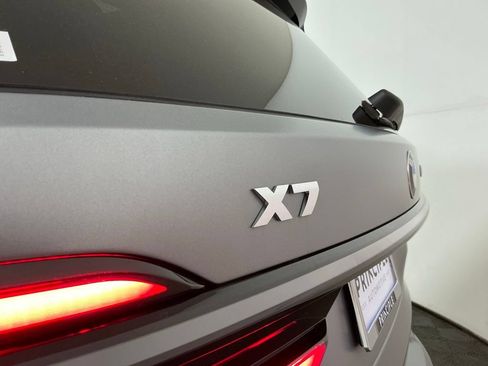 Certified 2025 BMW X7 M60i w/ Executive Package AWD/4WD image 36