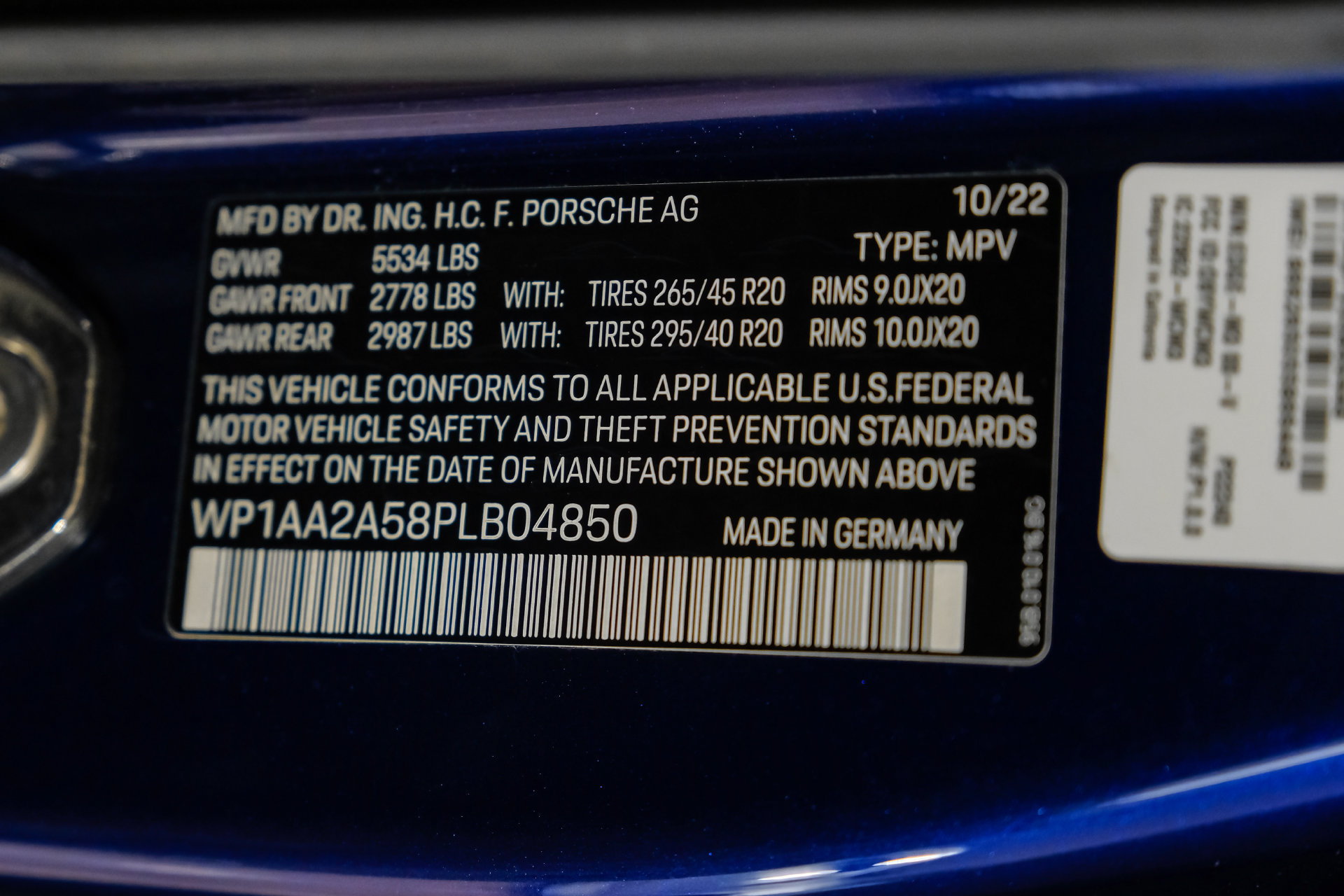 Used 2023 Porsche Macan Turbo AWD/4WD image 63