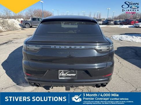 Used 2021 Porsche Cayenne Turbo image 7