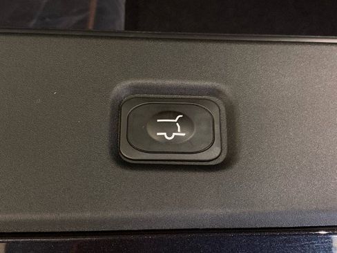 New 2026 Lincoln Navigator L Reserve image 9