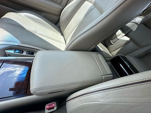 Used 2005 INFINITI Q45 w/ (P01) Premium Pkg RWD image 62