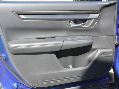 Used 2023 Honda CR-V Sport image 9