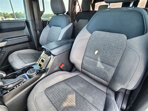 Used 2022 Ford Bronco Outer Banks image 19