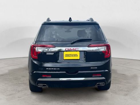 Used 2023 GMC Acadia Denali image 4