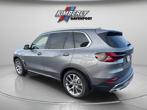 Used 2026 BMW X5 xDrive50e AWD/4WD image 3