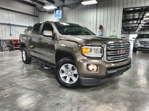 Used 2016 GMC Canyon SLE w/ SLE Convenience Package image 1