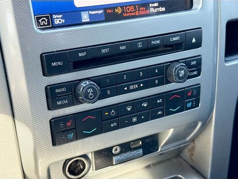 Used 2011 Ford F150 Lariat Limited image 14