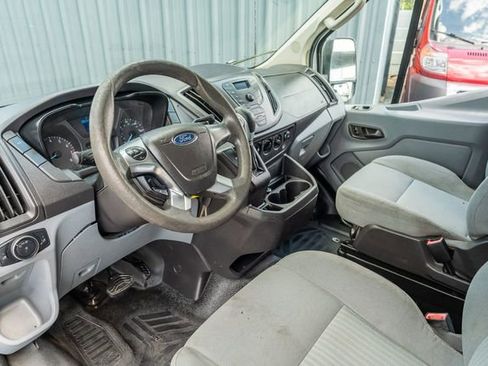 Used 2015 Ford Transit 250 130 Low Roof w/ Exterior Upgrade Package RWD image 23