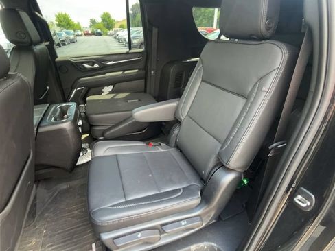 Used 2023 GMC Yukon XL Denali w/ LPO, Floor Liner Package AWD/4WD image 10