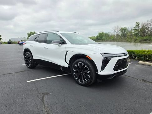 Used 2024 Chevrolet Blazer EV RS AWD/4WD image 68