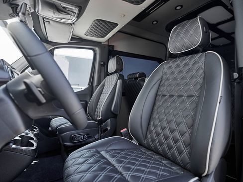 Used 2024 Mercedes-Benz Sprinter 3500 w/ Parking Package image 38