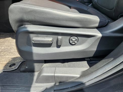 Used 2025 Honda Odyssey EX-L image 29