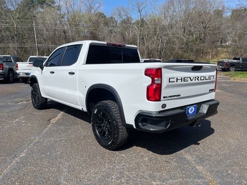 Used 2024 Chevrolet Silverado 1500 ZR2 w/ Dark Appearance Package AWD/4WD image 3