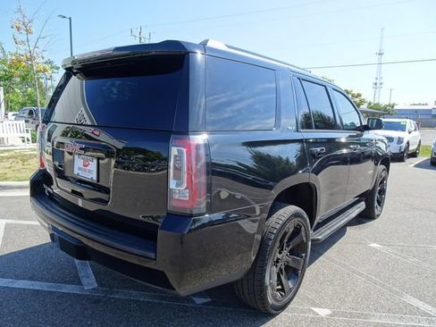 Used 2019 GMC Yukon SLT w/ Graphite Performance Edition RWD image 4