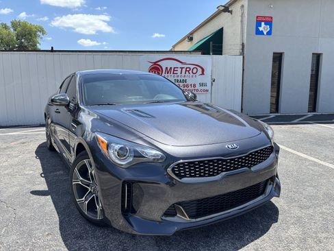 Used 2021 Kia Stinger GT-Line image 1
