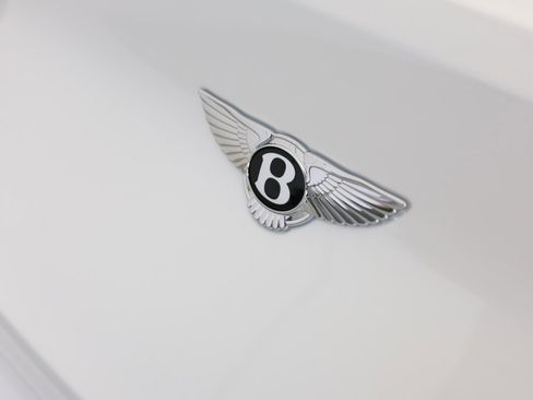 New 2024 Bentley Bentayga image 13