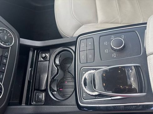 Used 2019 Mercedes-Benz GLS 450 4MATIC image 20