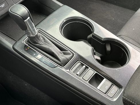 Used 2022 Honda Civic Sport image 18